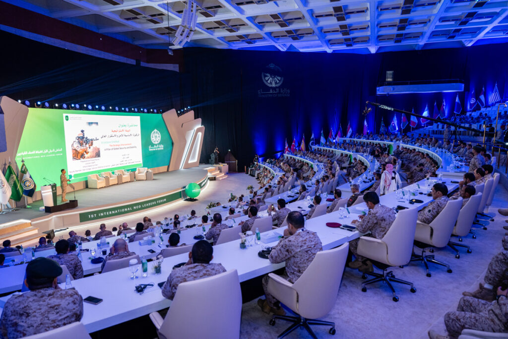 تغطية إعلامية للملتقى الدولي الأول لضباط الصف القياديين