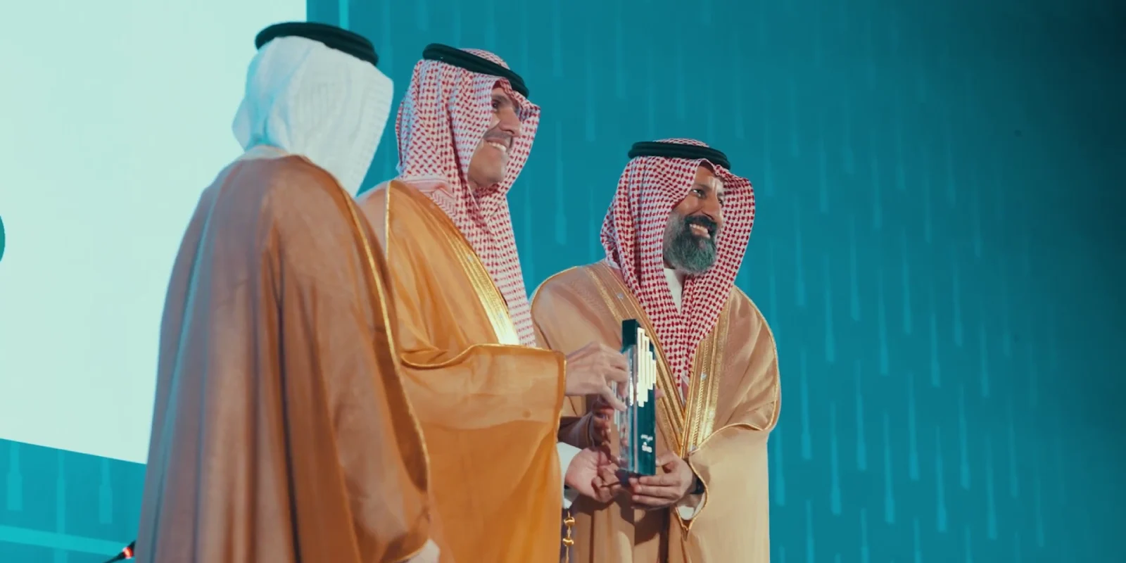 Screenshot 2025-05-16 225106